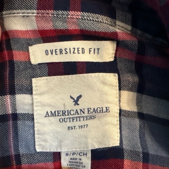 Women’s American Eagle Oversized Flannel Shirt, Sz S/P Navy/Ref Plaid, EUC - Picture 3 of 4